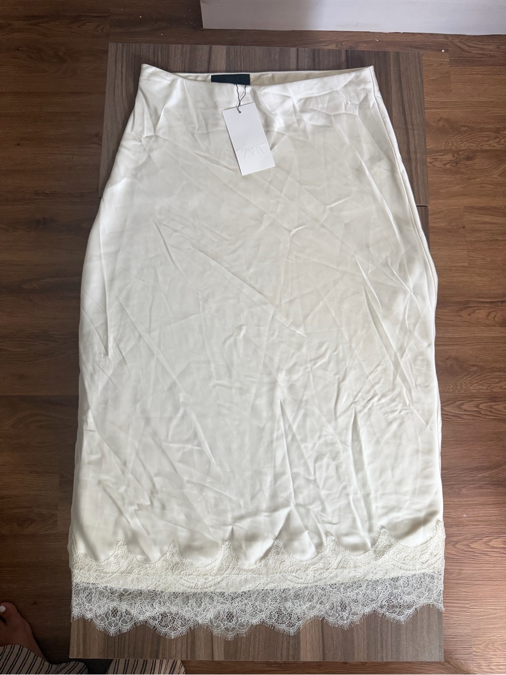 Zara Cream Lace-Trim Midi Slip Skirt